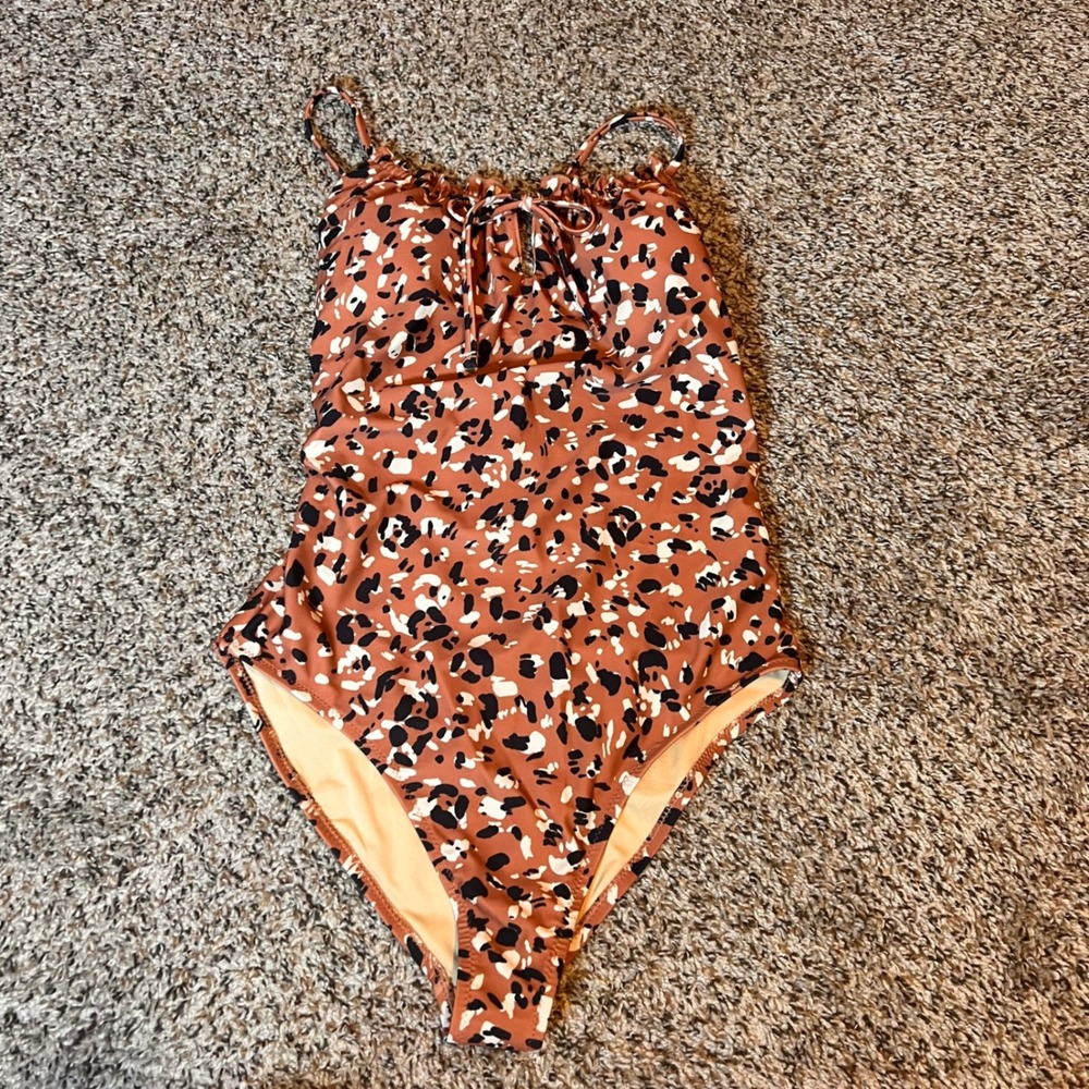 Womens One Piece Swimsuit Old Navy‎ Medium Brown Black White Animal Print